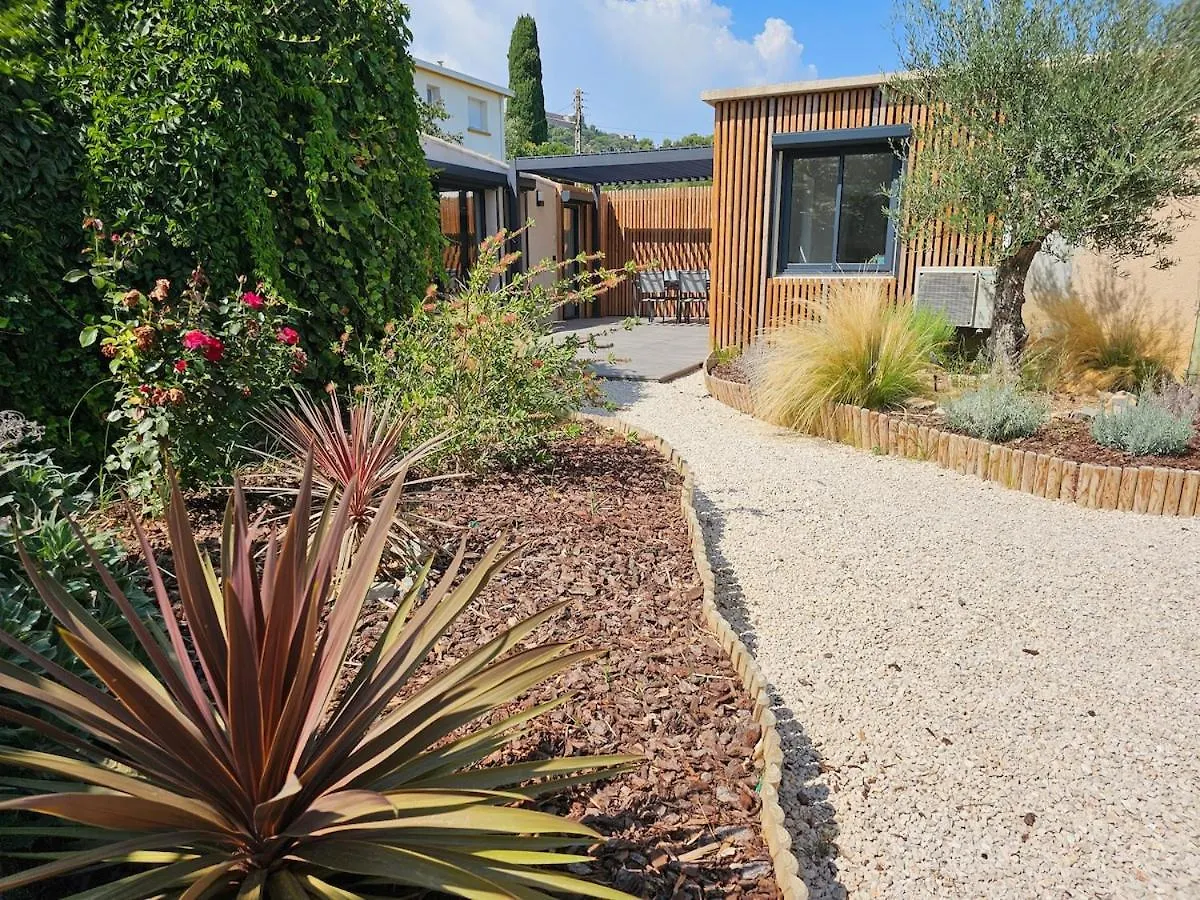 Independent 2-Room Apartment Six Fours Six-Fours-les-Plages 0*,  France
