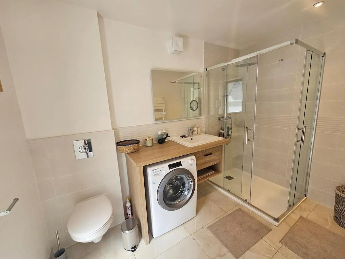 Independent 2-Room Apartment Six Fours Six-Fours-les-Plages